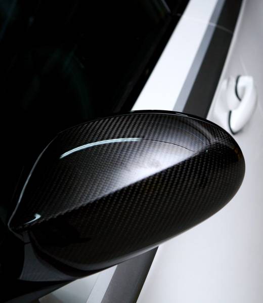axvancenew-white-car-on-black-background-2025-04-01-20-55-35-utc axvancenew-white-car-on-black-background-2025-04-01-20-55-35-utc